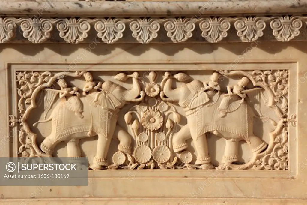 India, Rajasthan, Jaipur, Royal Gaitor, cenotaphs, stone carving, detail,