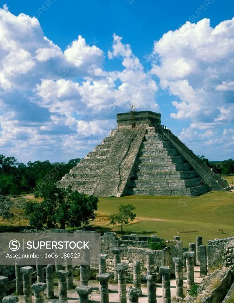 Mexico, Yucatan, Chichen Itza, Kukulkan Temple