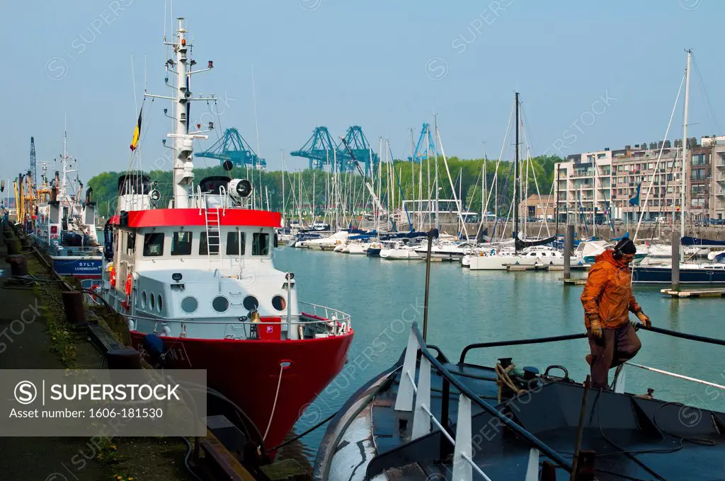 Europe, Belgium, North Sea, Western Flanders, Zeebrugge, Vismijnsite waterfront, the city has the bigest marina and marchants pier of North Europe