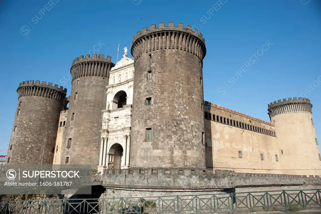 Italy - Campanie - Naples - Castel Nuovo