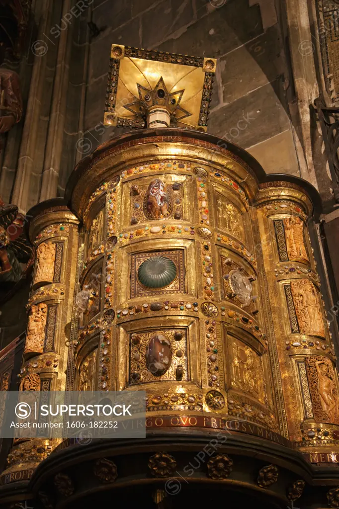 Germany,Aachen,Aachen Cathedral,The Golden Pulpit