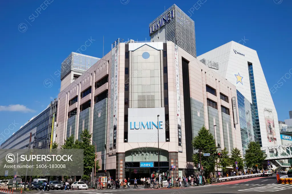 Japan,Tokyo,Shinjuku,Lumine Shopping Complex