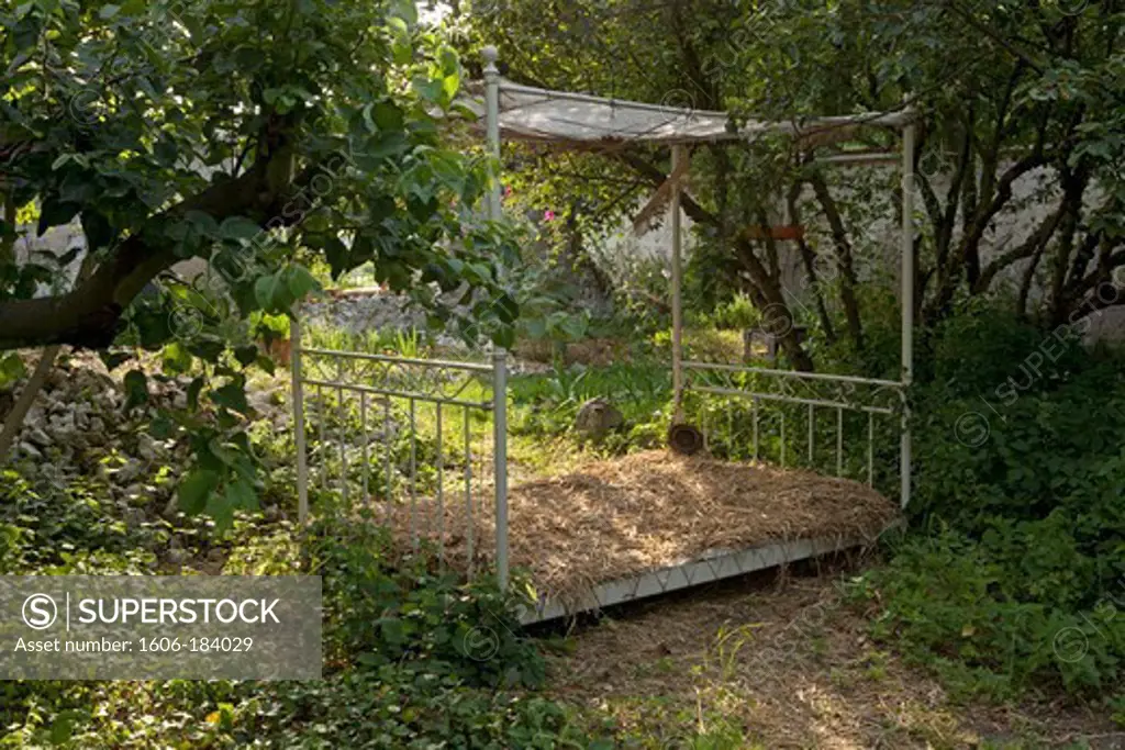 France, Seine St Denis, Montreuil sous-bois , Garden of the Moon, canopy bed