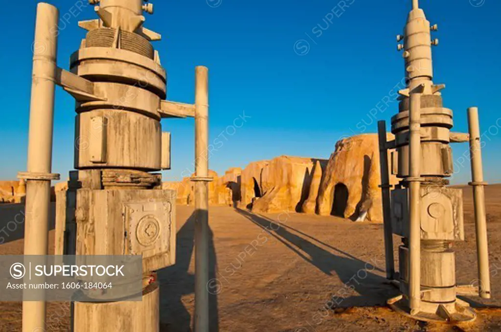 North Africa, Tunisia, Tozeur province, Onk Djemel, Reguette dunes, village set of the Star Wars movie
