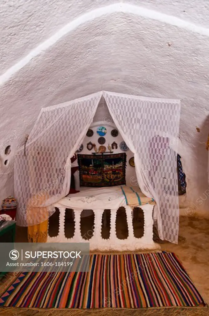 North Africa, Tunisia, Gabes province, cave-dwelling berbere village, Matmata, Berbere Dar Khadija museum, the nuptial room
