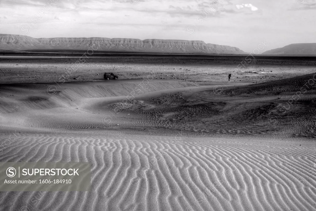 Erg Chigaga sand dune, Sahara Desert, Morocco, Africa