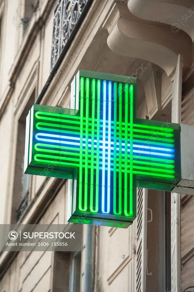 Paris 5 ème - Cross of pharmacy,  street Gay Lussac