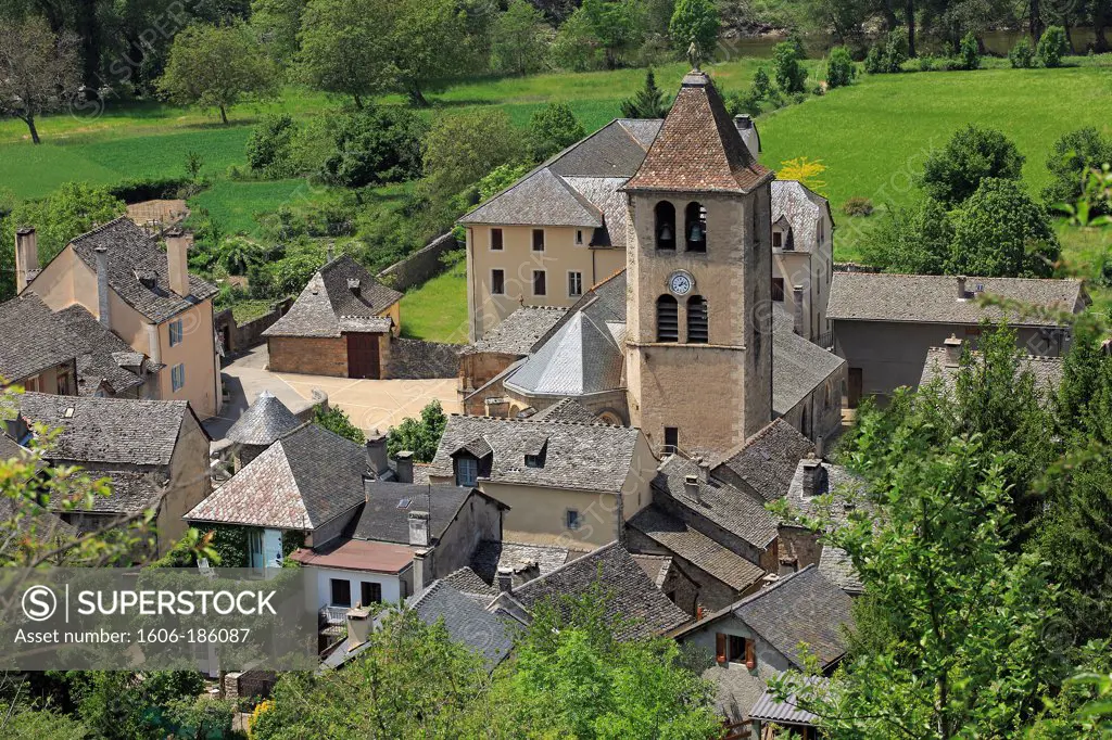 France, Lozère (48), Quezac village Gorges du Tarn and Great Causses, the old village around the church,