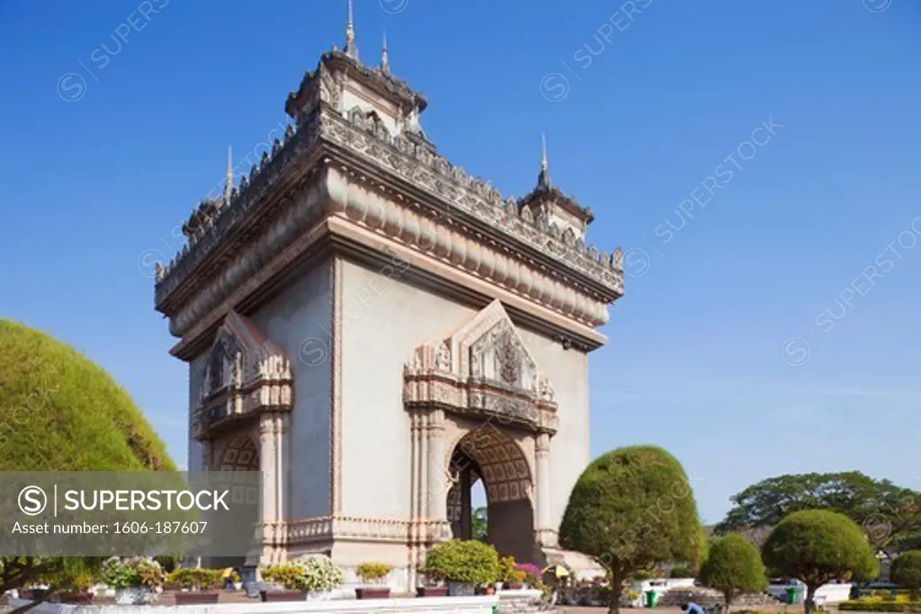 Laos,Vientiane,Patuxai aka Victory Gate