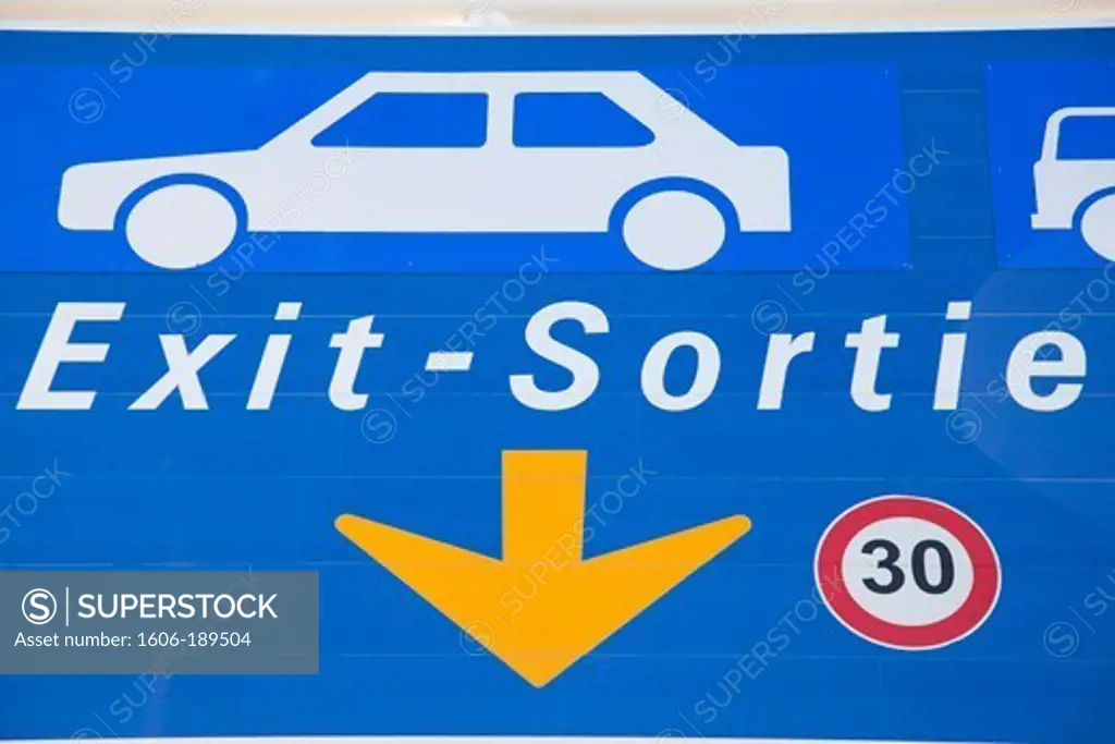 France, Calais, Dual Language Road Sign at Calais Port
