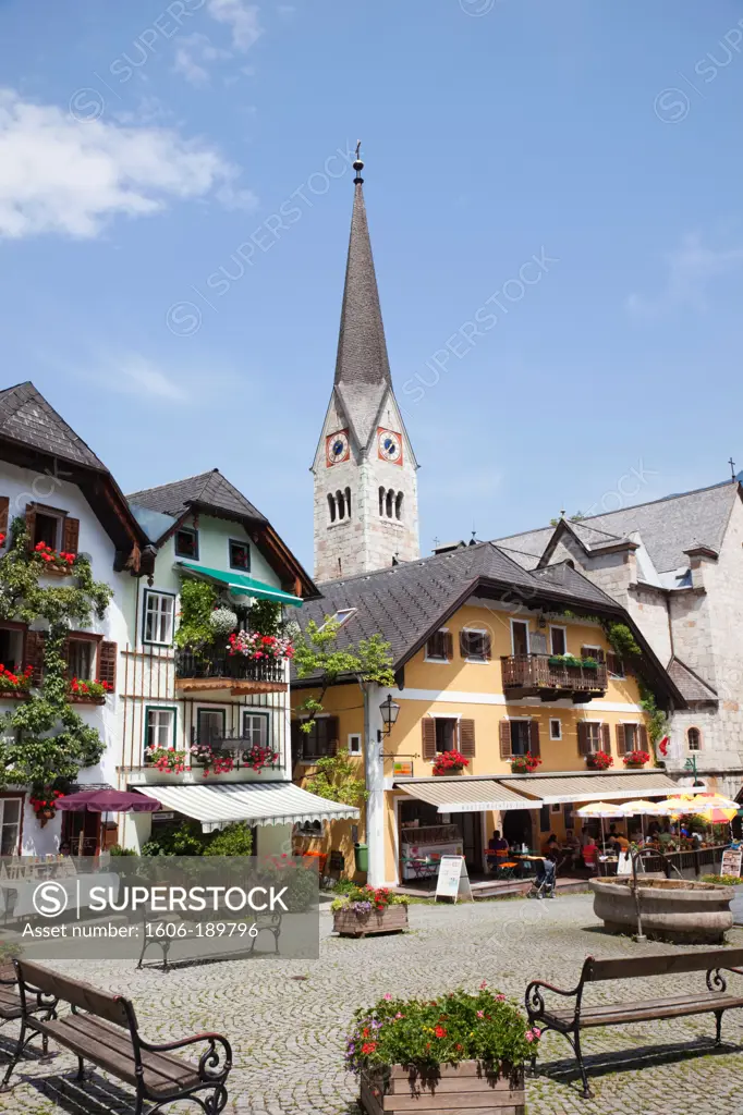 Austria, Salzkammergut, Hallstatt, Town Centre