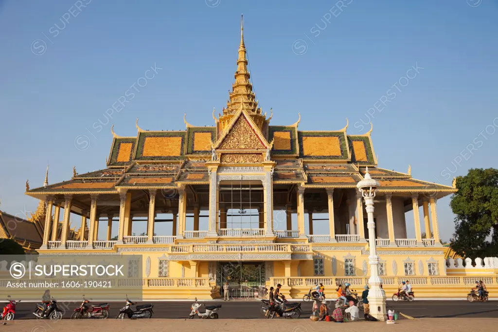 Cambodia, Phnom Penh, The Royal Palace, Chan Chaya Pavilion