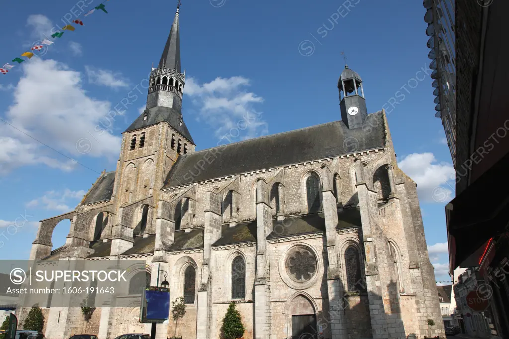 France, centre val de loire, Eure et Loir, Loir Valley, Bonneval, Notre Dame church