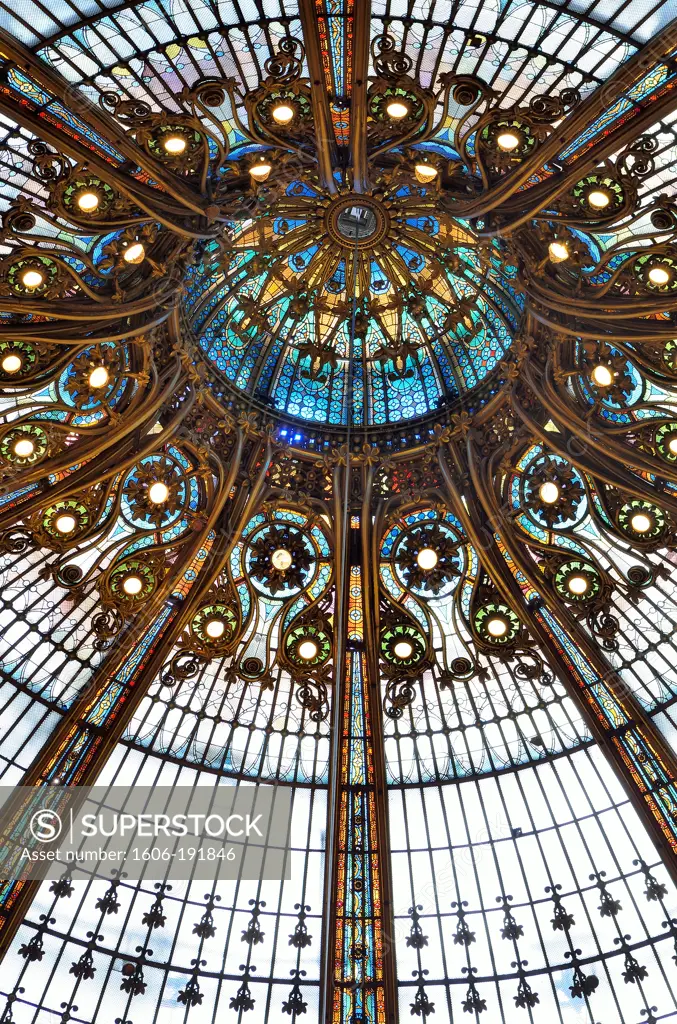France, Paris, Boulevard Haussman, department store Les Galeries Lafayette, glass roof of the dome