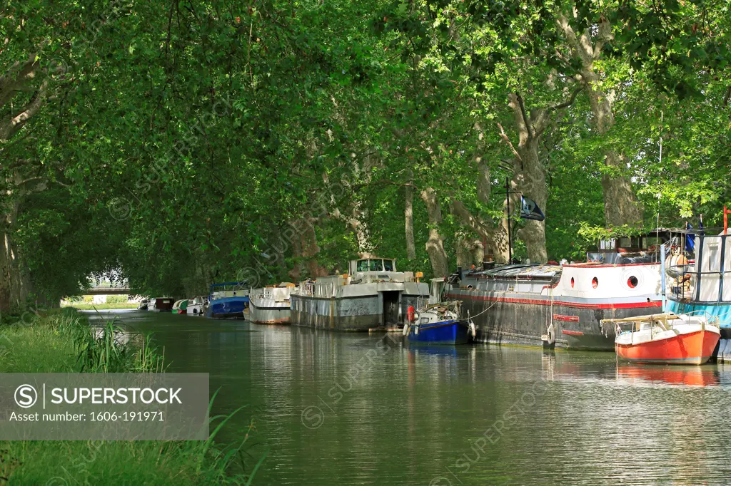 France, Herault (34), Canal du Midi is a canal that connects the Garonne River to the Mediterranean Sea Heritage of Humanity UNESCO /