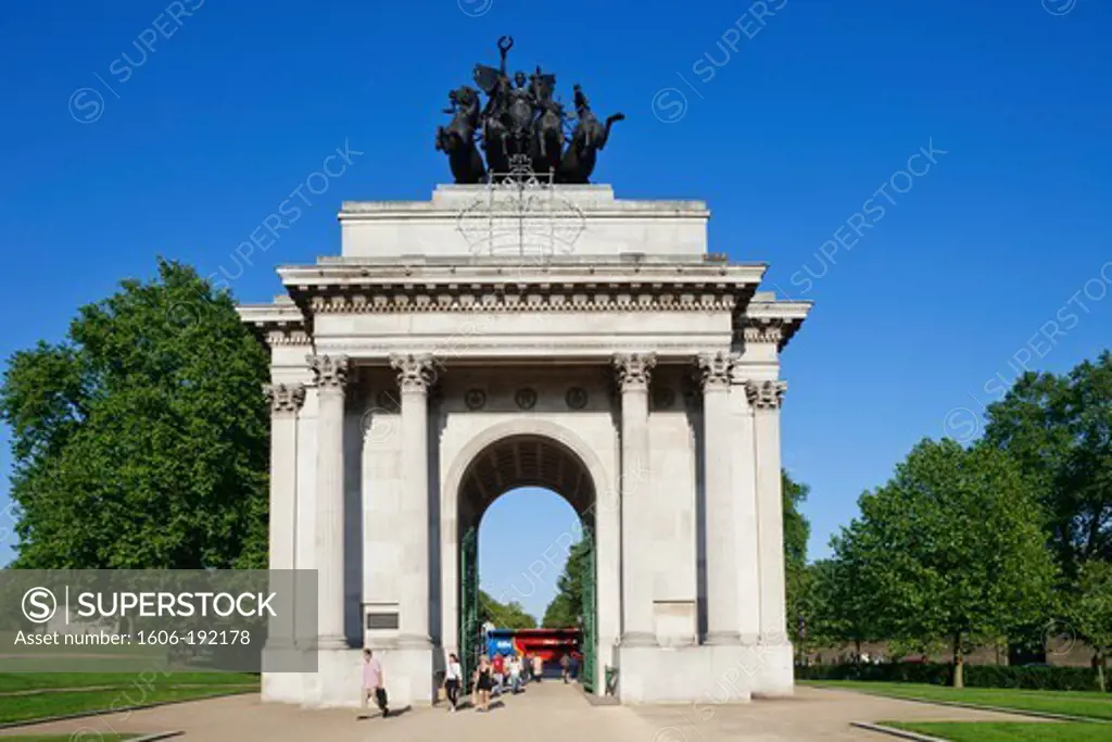 England,London,Hyde Park Corner,Wellington Arch aka Constitution Arch
