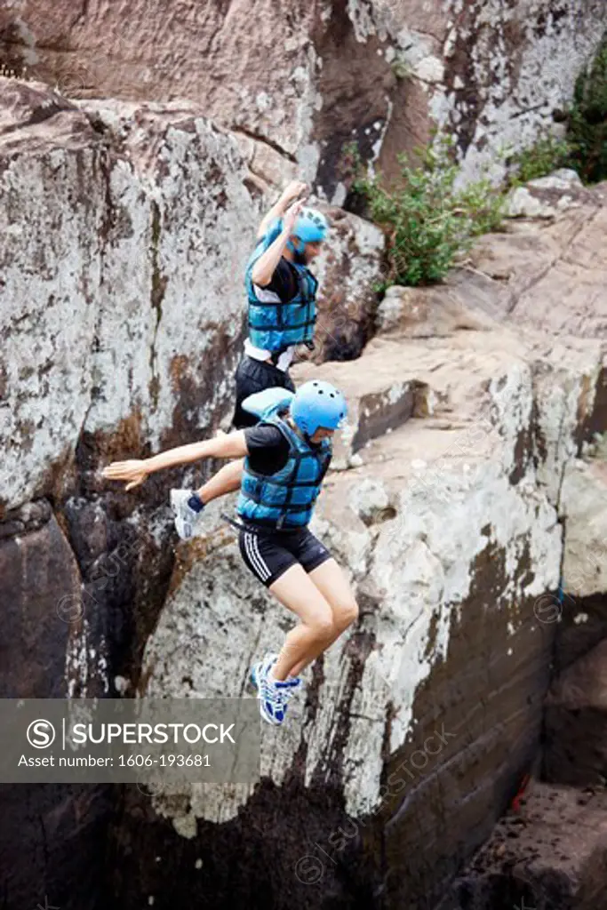 Brazil, Bahia, Itacare, Canyoning, Woman And Man, 30 Years Old, Jumping Off A Cliff