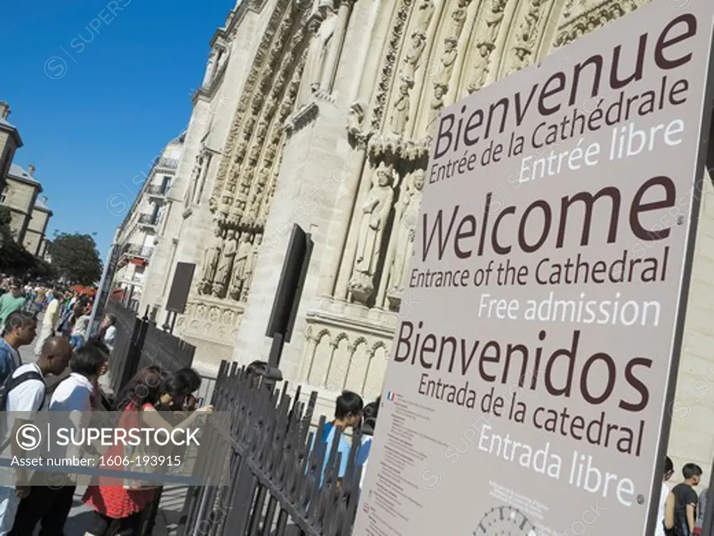 France, Paris, 4Th District, The Cathedral Of Notre-Dame, Welcome Panel For Tourists