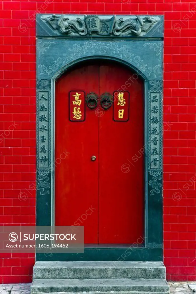 Malaysia, Borneo, Kuching, Chinese Temple Entrance, Red Door With Iron Door Knockers