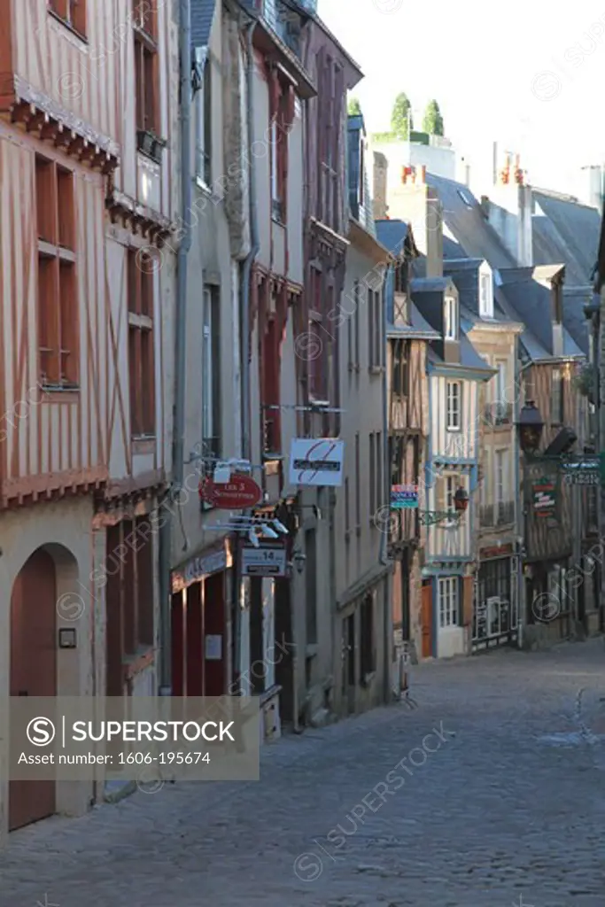 France, Pays De La Loire, Sarthe (72), Le Mans, Cite Plantagenet, Medieval District, Trois Sonnettes Street