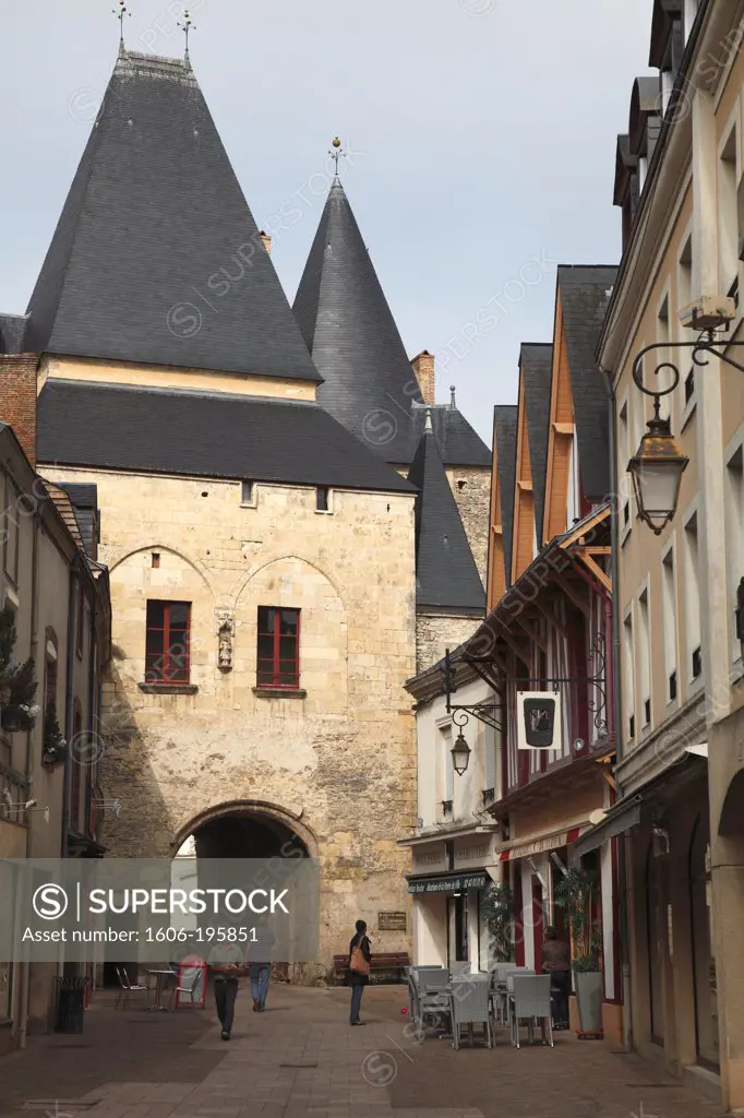 France, Pays De La Loire, Sarthe (72), La Ferte-Bernard, Saint Julien Gate (15Th Century)