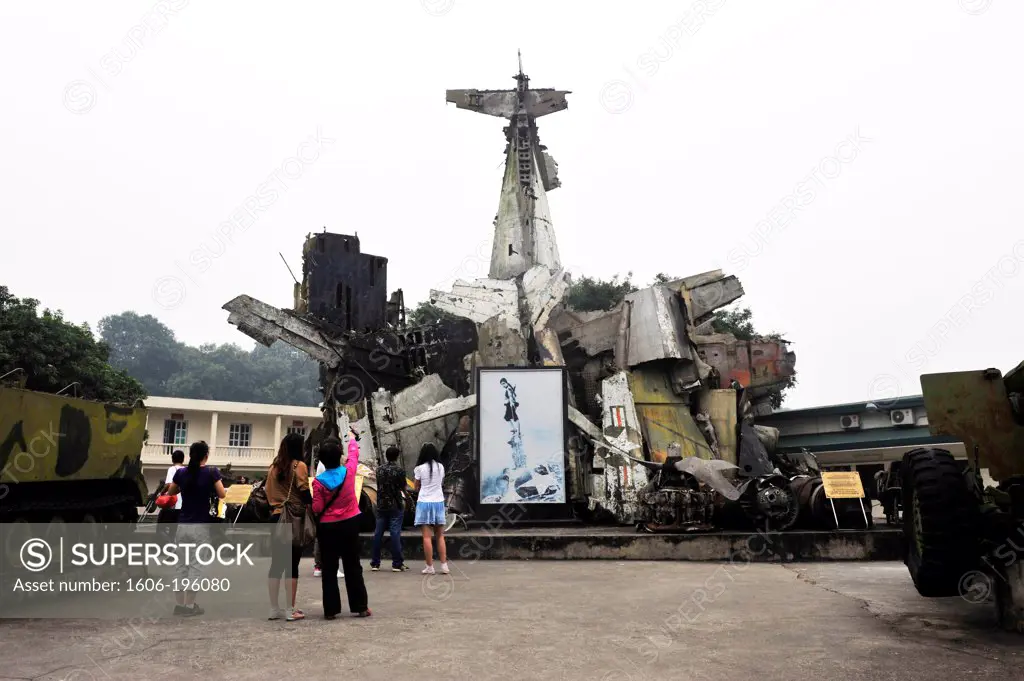 Exhibition Of Wreckage Of A Us Military Aircraft Sits In  War  Museum In Hanoi, North Vietnam, Vietnam, South East Asia, Asia