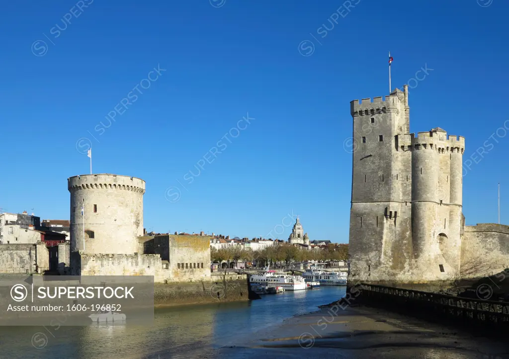 France. Charente Maritime. La Rochelle. The Tower Chain And The Saint Nicolas Tower.