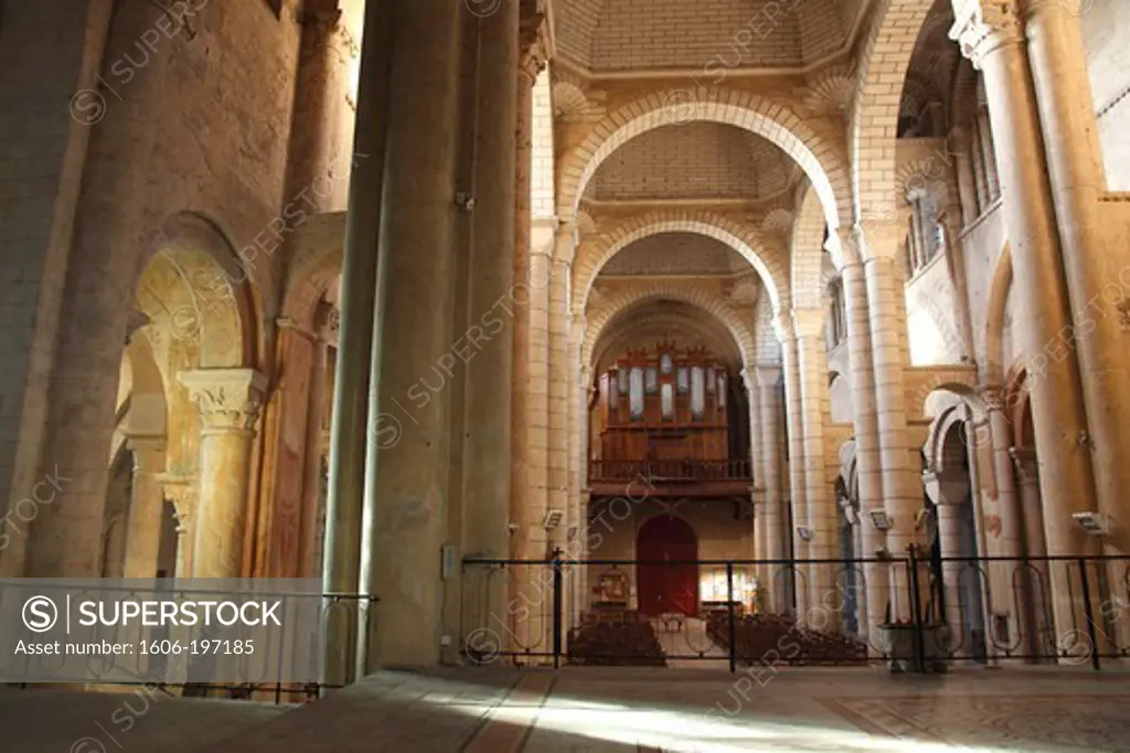 France, Poitou-Charentes, Vienne (86), Poitiers, Saint Hilaire Le Grand Church, Unesco World Heritage