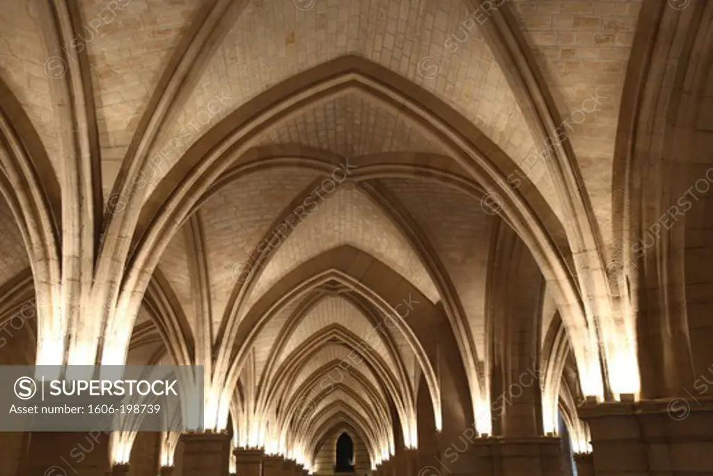 The Conciergerie. The Hall Of The Guards. Paris. France.