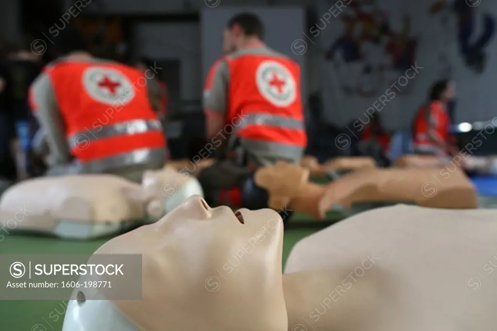 Workshop Organised By The Red Cross. Life-Saving First Aid On A Model. Paris. France.