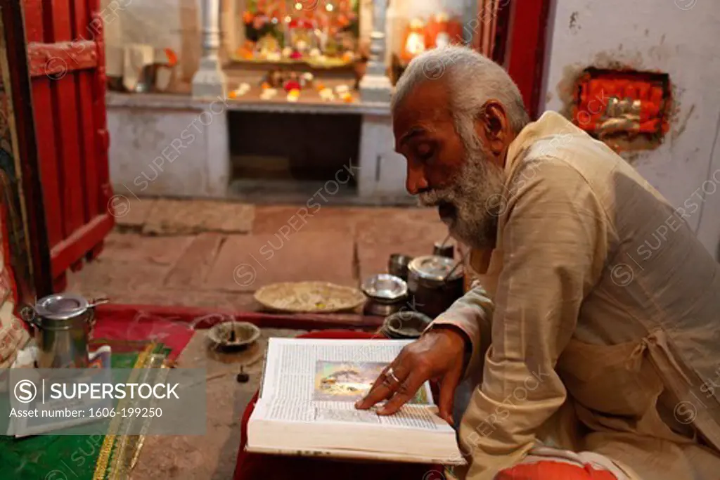 Mathura Temple Priest Reading The Mahabharata . Mathurai. India.