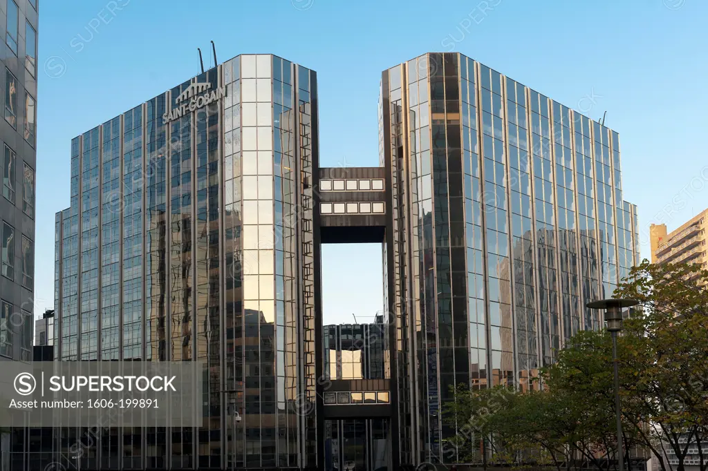 Hauts-De-Seine, District La Defense, The Tower Mirrors, Head Office Of Saint Gobain