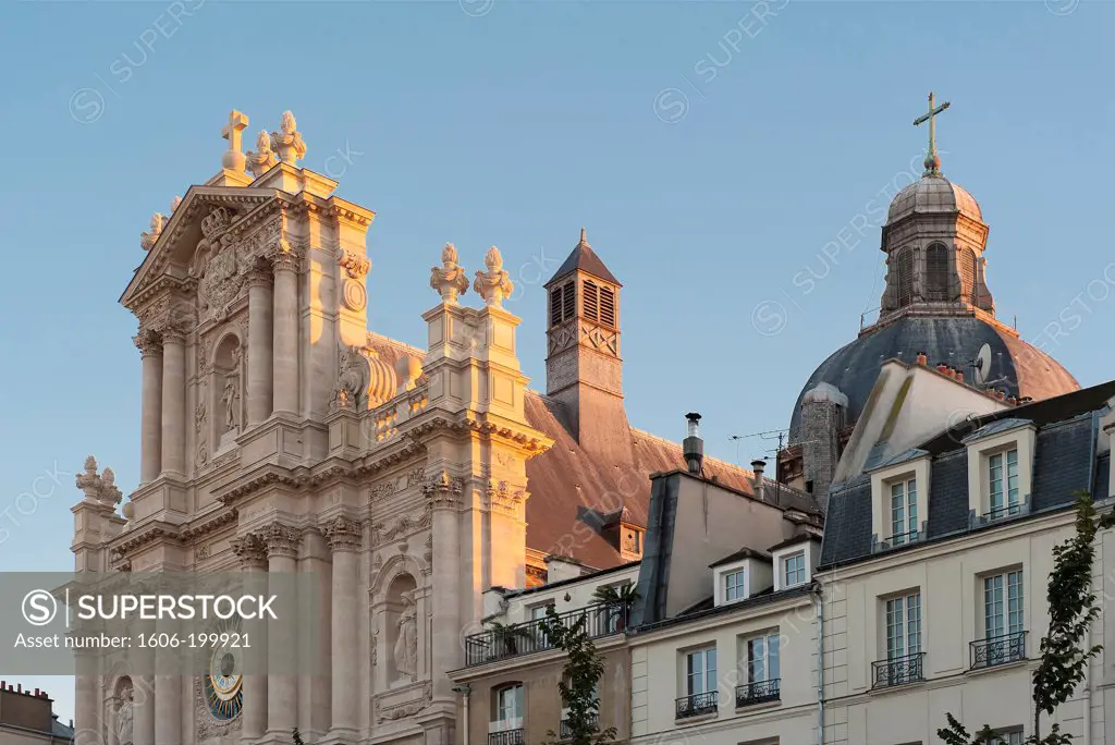Paris - 4Th District - The Marais - The Street Of Rivoli And The Church Saint-Paul-Saint-Louis (17Th Century)