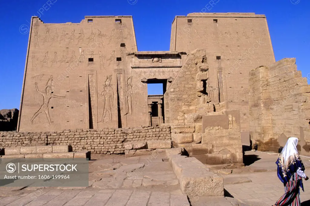 Egypt, Hight Nile Valley, Edfu, Horus Temple