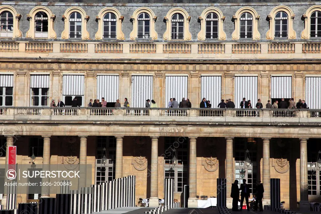 France, Paris, Palais-Royal, Cour D'Honneur, People,