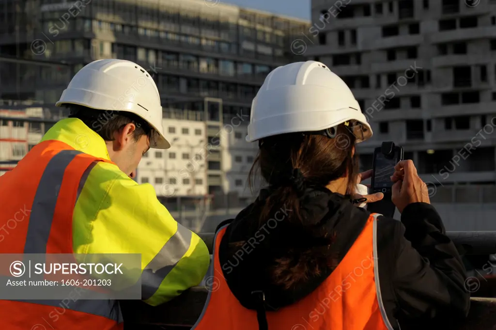 France, Ile De France, Paris, Executive Workers On A Construction Site