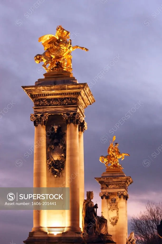 France, Paris, 8Th Arr., Columns Of The Pont Alexandre Iii