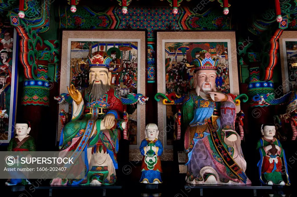 Asia, South Korea, Gyeongsangbuk-Do Province, Gyeongju National Park, Bulguksa Temple