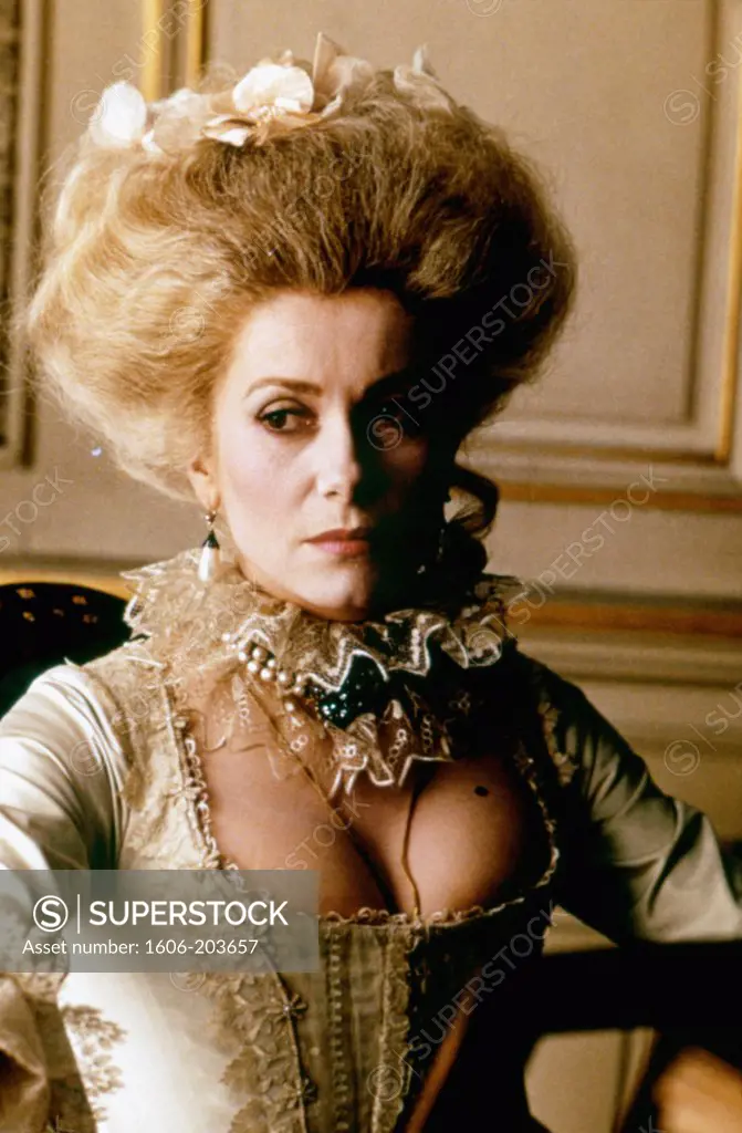 Catherine Deneuve, The Hunger, 1983 directed by Tony Scott (Metro-Goldwyn-Mayer Pictures)