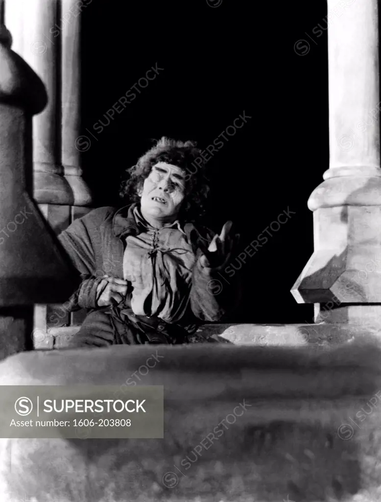 Lon Chaney, The Hunchback of Notre Dame, 1923 directed by Wallace Worsley (Universal Pictures)