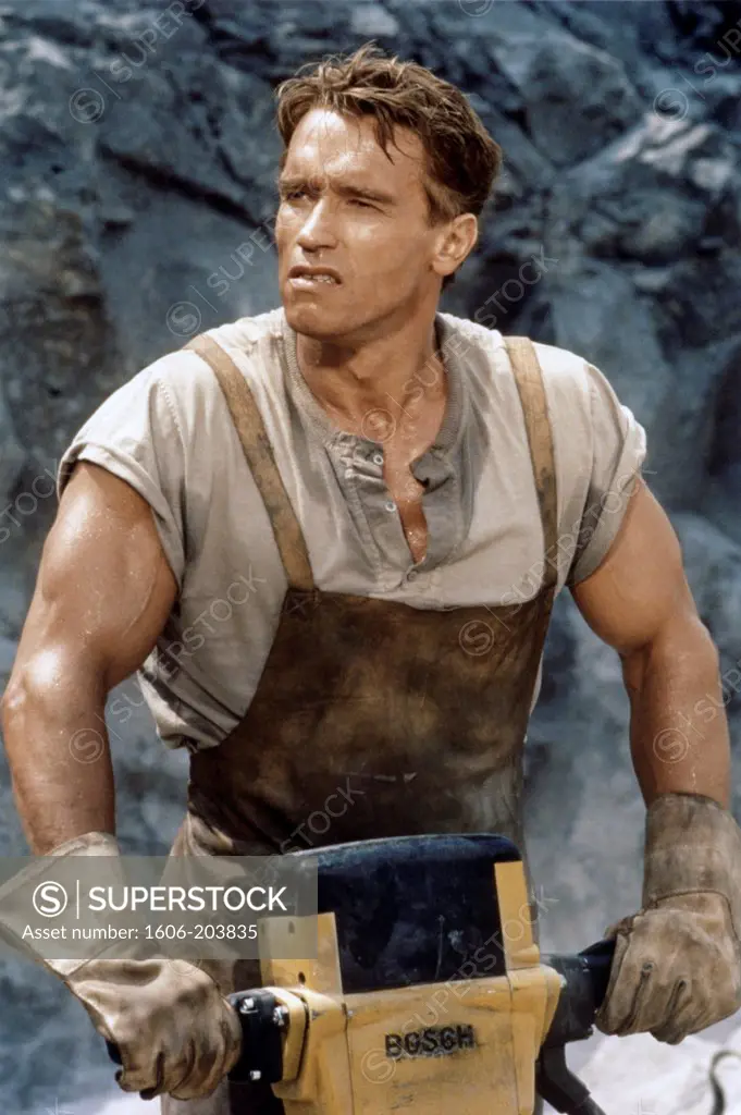 Arnold Schwarzenegger, Total Recall , 1990 directed by Paul Verhoeven (TriStar Pictures)