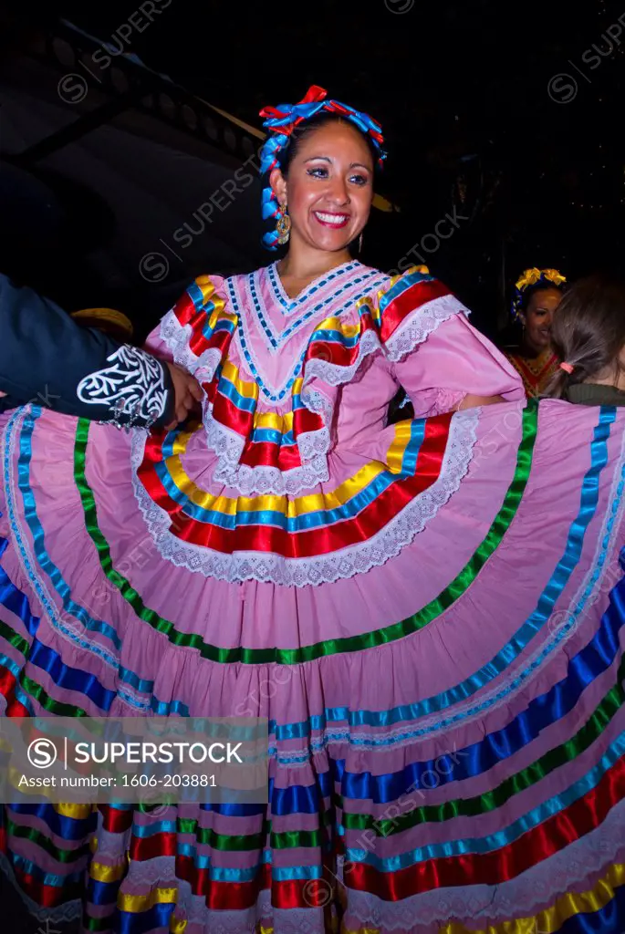 France, High Provence Alps, Ubaye Valley, Barcelonnette, the dancer Claudia Zacarias Hernandez of the Mexican folkloric group « Technotitlan » during the Mexican festival