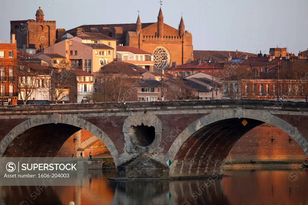 South-Western France, Toulouse, Pont Neuf (New Bridge)