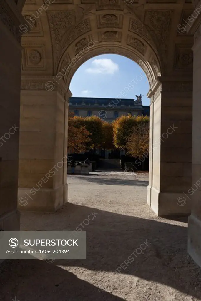 France. Paris. Jardin des Tuileries, Carrousel Triumphal Arch