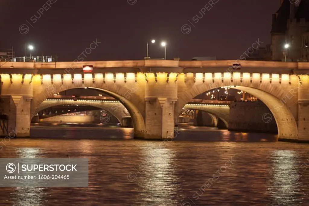 France. Paris. 1st district . Pont Neuf (New Bridge)