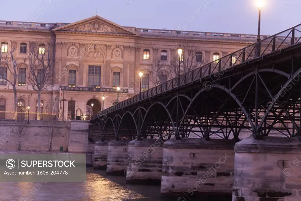 France, Paris, 1st district, Pont des Arts