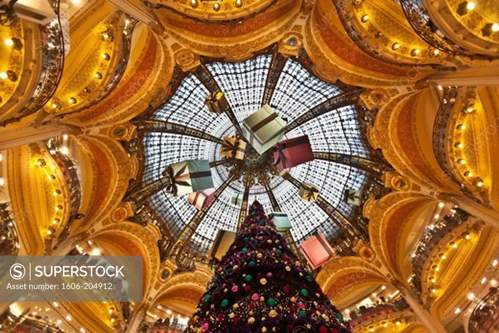 France, Paris, Galeries Lafayette Department Store, Christmas Tree