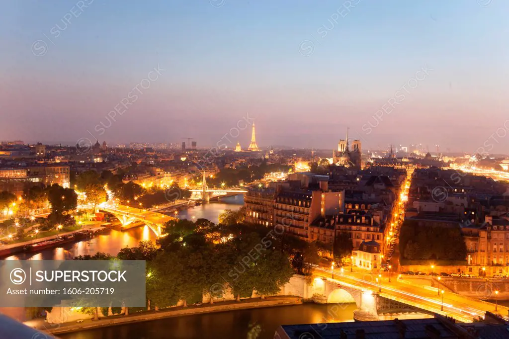 France, Paris, Elevated view of Paris