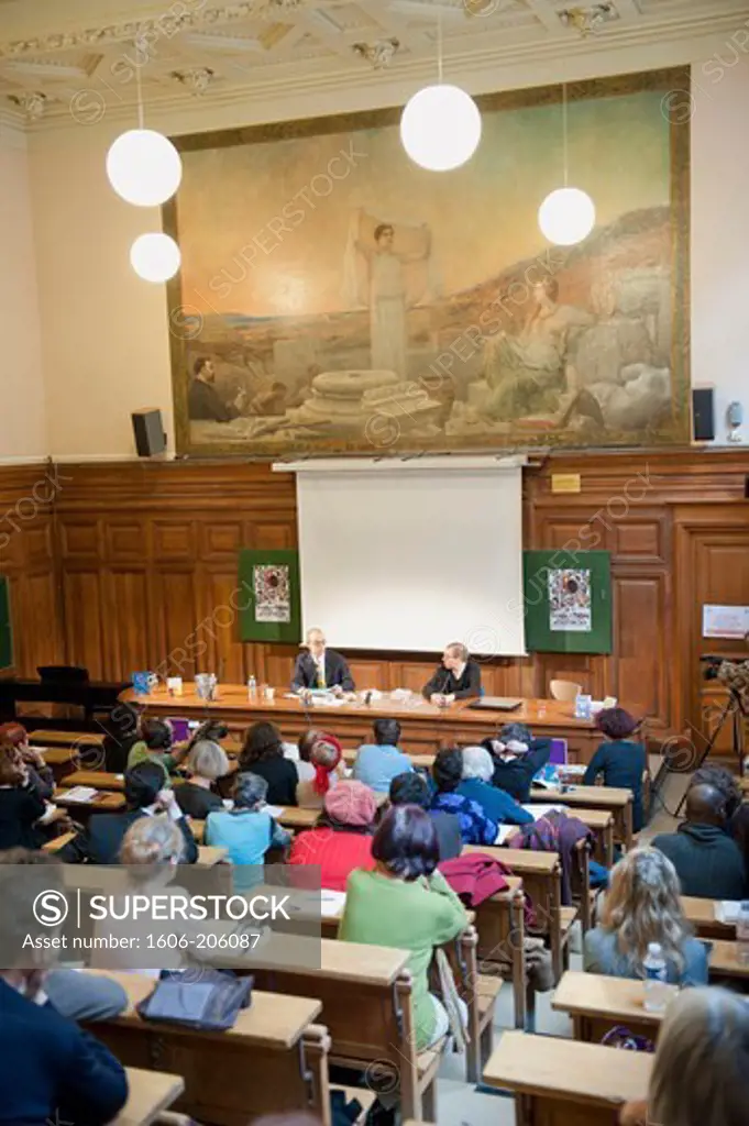 Paris 5th district, the Sorbonne, the amphitheate Guizot, colloquium of the "" Spring of the poets "" on 2013