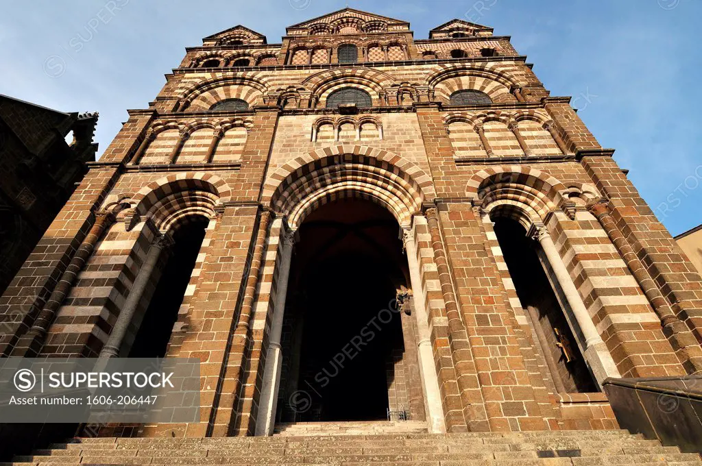 Cathedrale of Notre-Dame-de-l'Annonciation. Puy-en-Velay. France.